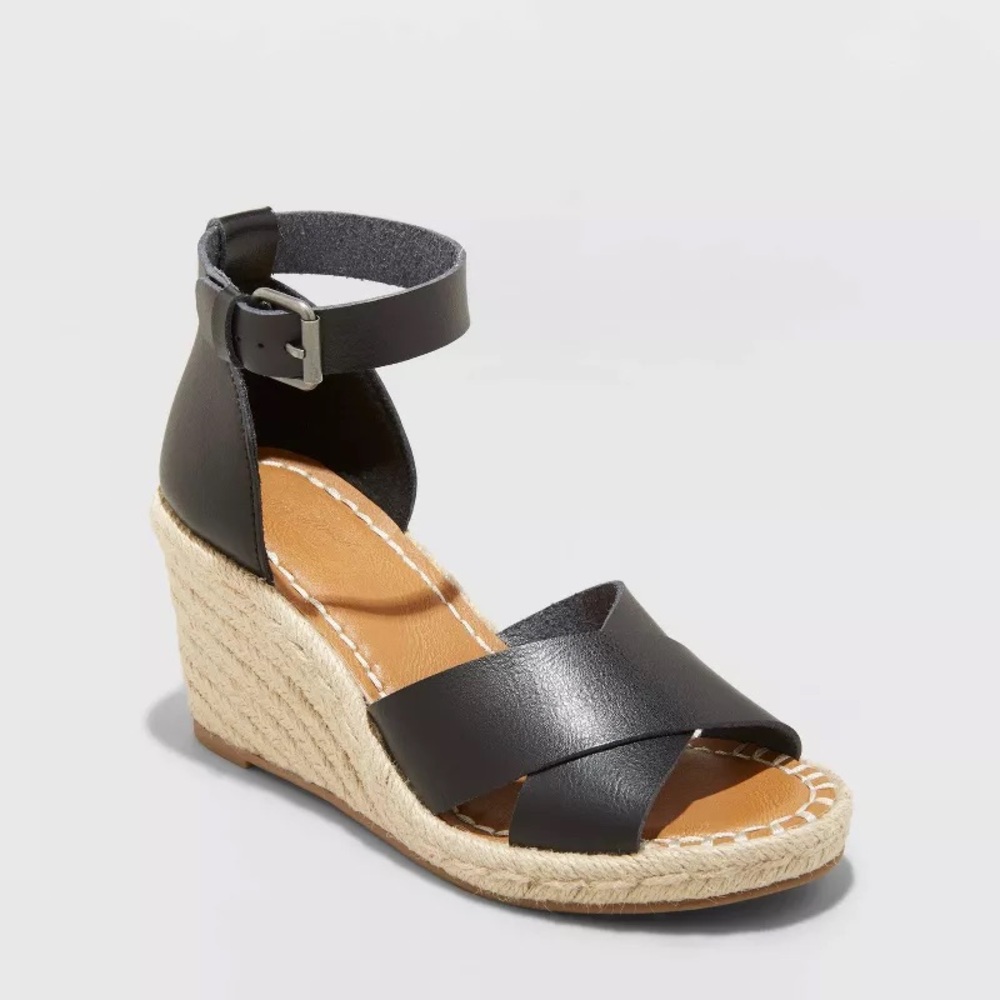 Universal Thread Black Espadrille Wedge Sandals 9 Excellent Used Condition